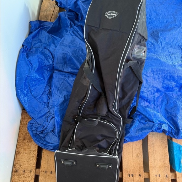 Black Travel Golf Bag with Wheels